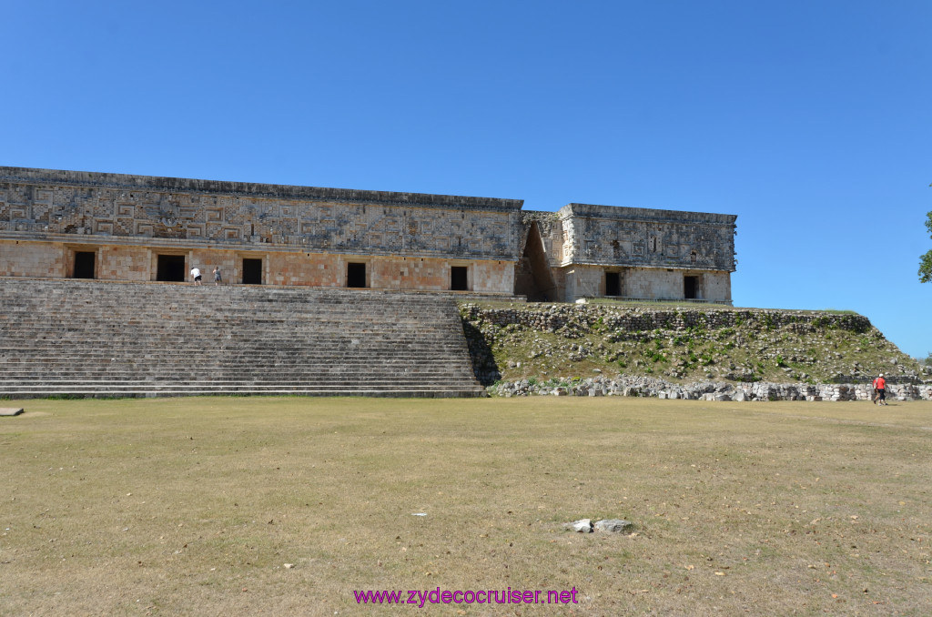 246: Carnival Elation, Progreso, Uxmal, 