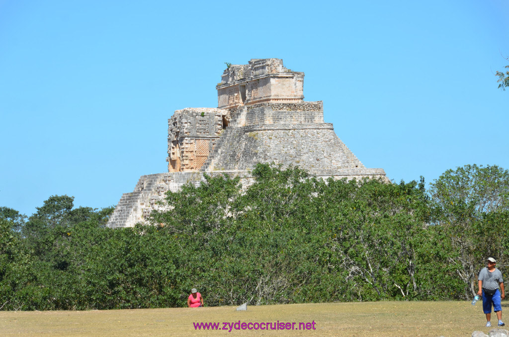 255: Carnival Elation, Progreso, Uxmal, 