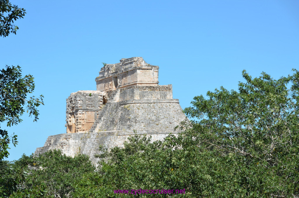 262: Carnival Elation, Progreso, Uxmal, 