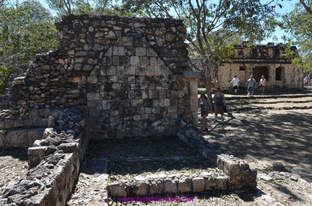 265: Carnival Elation, Progreso, Uxmal, 