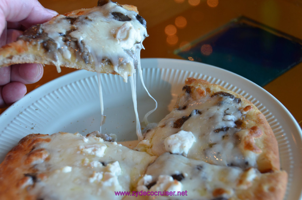 312: Carnival Elation, Progreso, De Chevre, Goat Cheese Pizza 