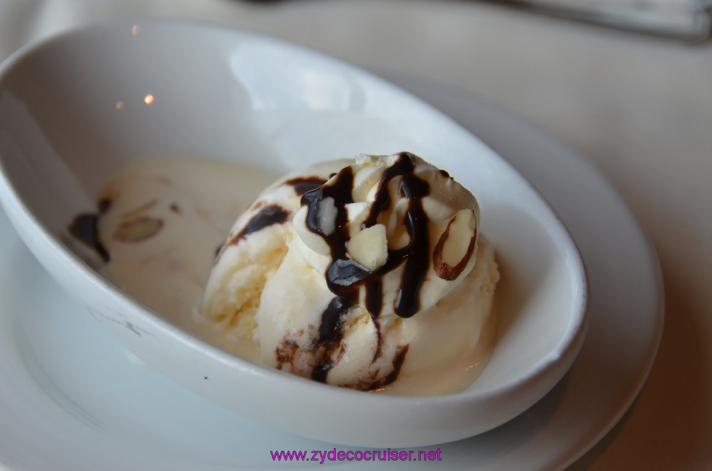 022: Carnival Elation, Fun Day at Sea 2, MDR Lunch, Chocolate Sundae, 