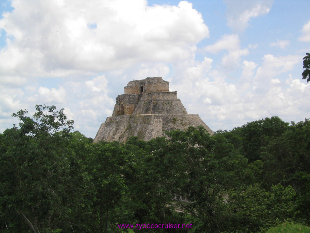 095: Carnival Elation 2004 Cruise, Progreso, Uxmal Tour, 