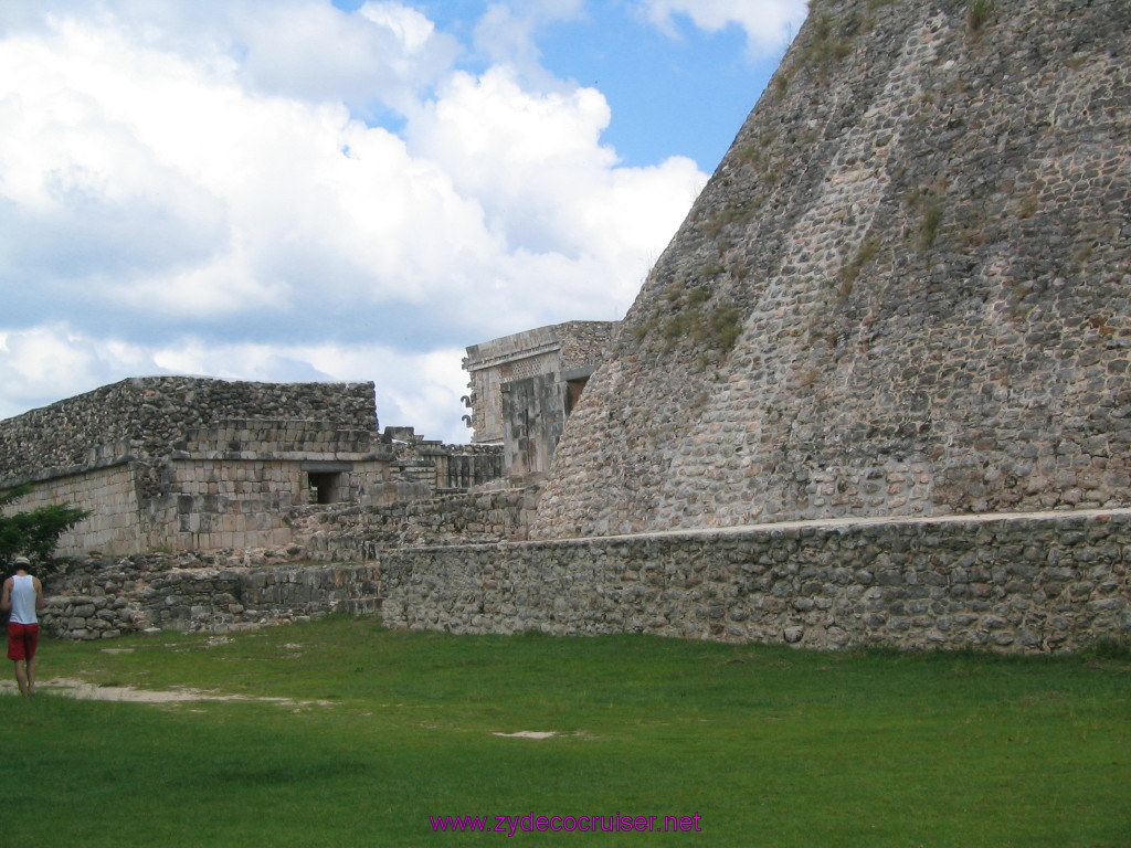 099: Carnival Elation 2004 Cruise, Progreso, Uxmal Tour, 