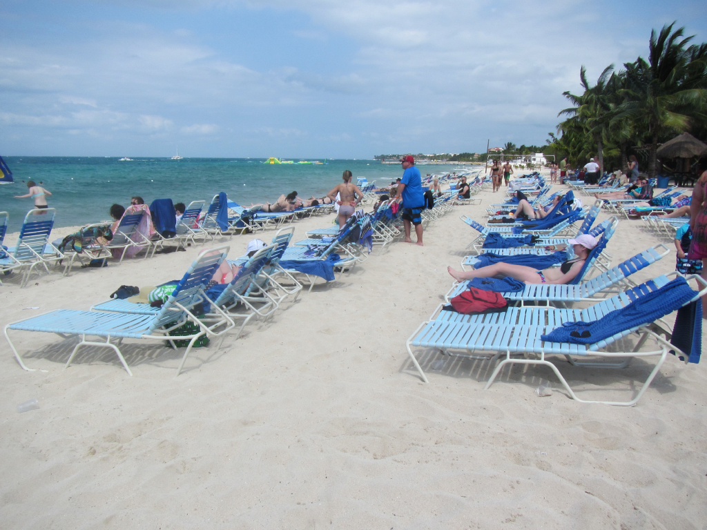 054: Carnival Elation Cruise, Cozumel, Deluxe Beach Catamaran Sail and Snorkel,