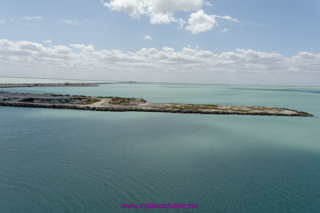 003: Carnival Elation Cruise, Progreso