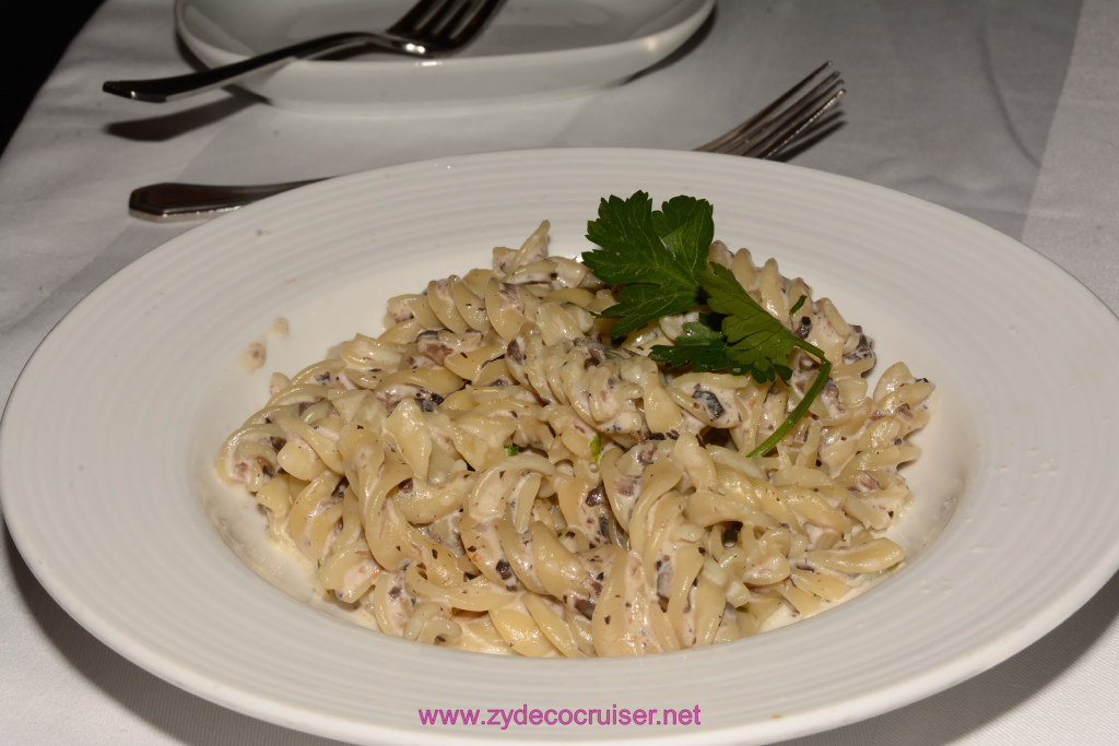 Carnival Freedom, American Table, Dinner 6, Fusilli Mushroom Cream