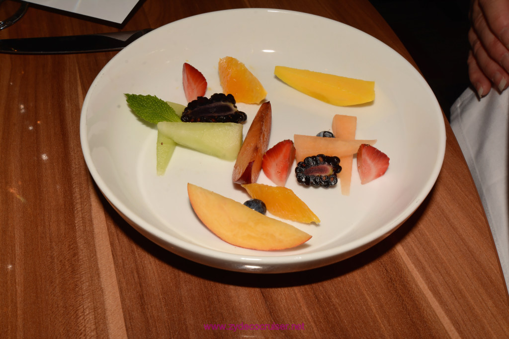 009: Carnival Horizon Cruise, Sea Day 2, Diamond Luncheon, Fresh Fruits