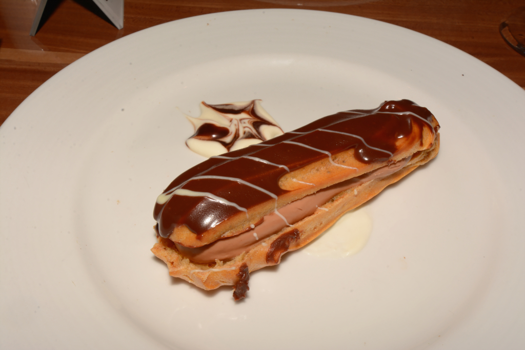 013: Carnival Horizon Transatlantic Cruise, Sea Day 7, MDR Lunch, Chocolate Eclair