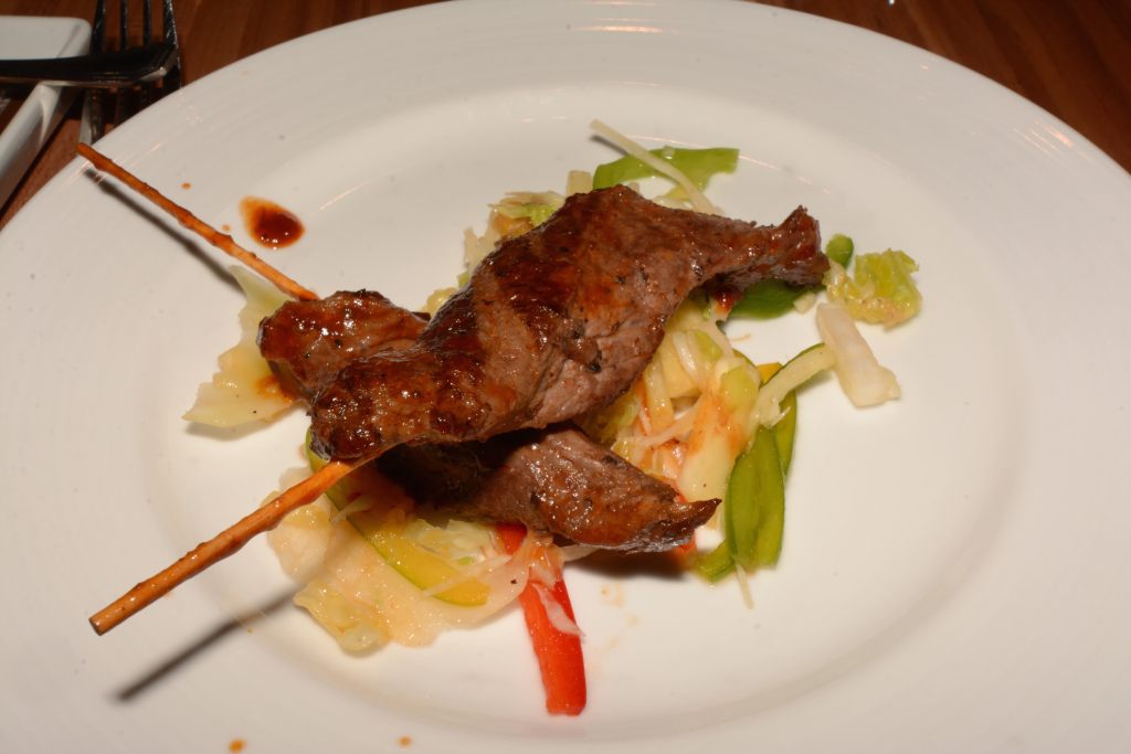 018: Carnival Horizon Transatlantic Cruise, Sea Day 7, MDR Dinner, Grilled Beef Skewers