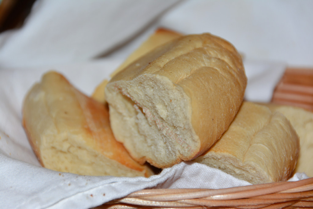 Carnival Inspiration, MDR American Table Dinner, Bread Basket