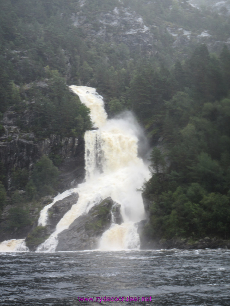 169: Carnival Legend cruise, Stavanger, Lysefjord and Pulpit Rock Tour, 