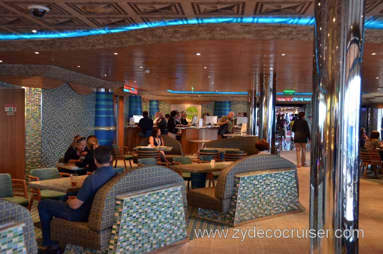 020: Carnival Magic, Inaugural Cruise, Sea Day 2, Ocean Plaza