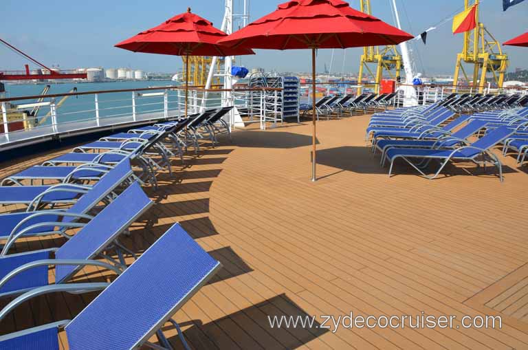 017: Carnival Magic, Grand Mediterranean, Barcelona, Lido Aft