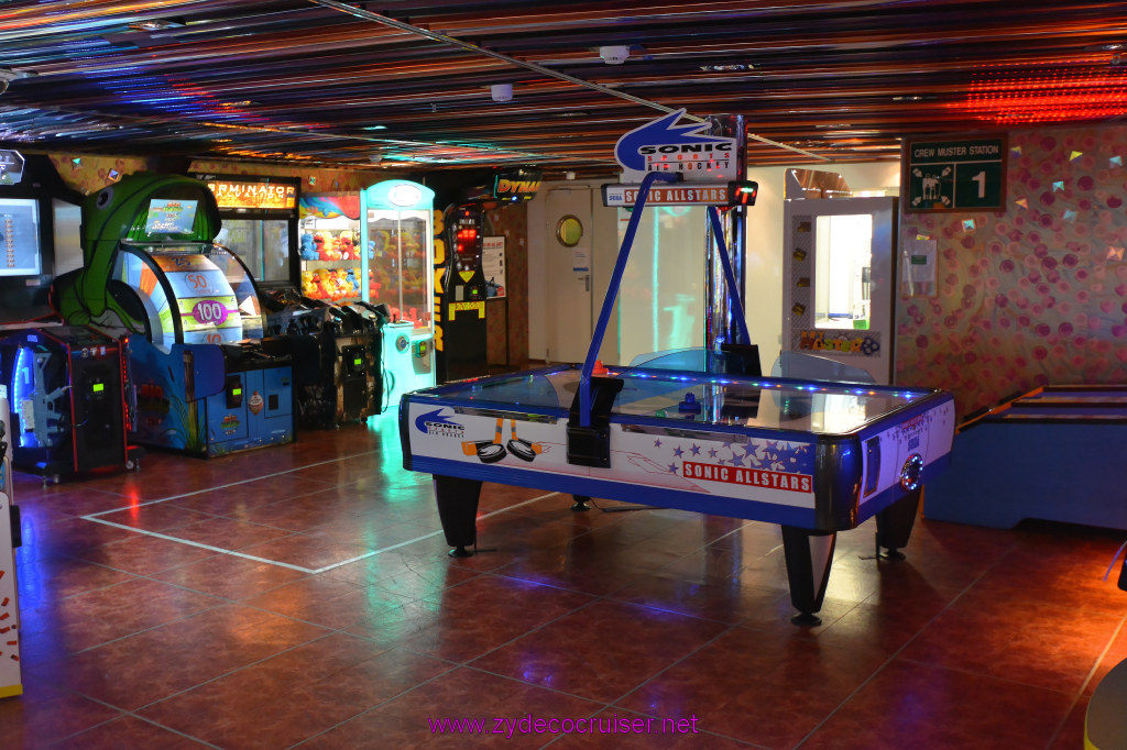 030: Carnival Miracle Alaska Cruise, Seattle, Embarkation, Wizards Arcade, 