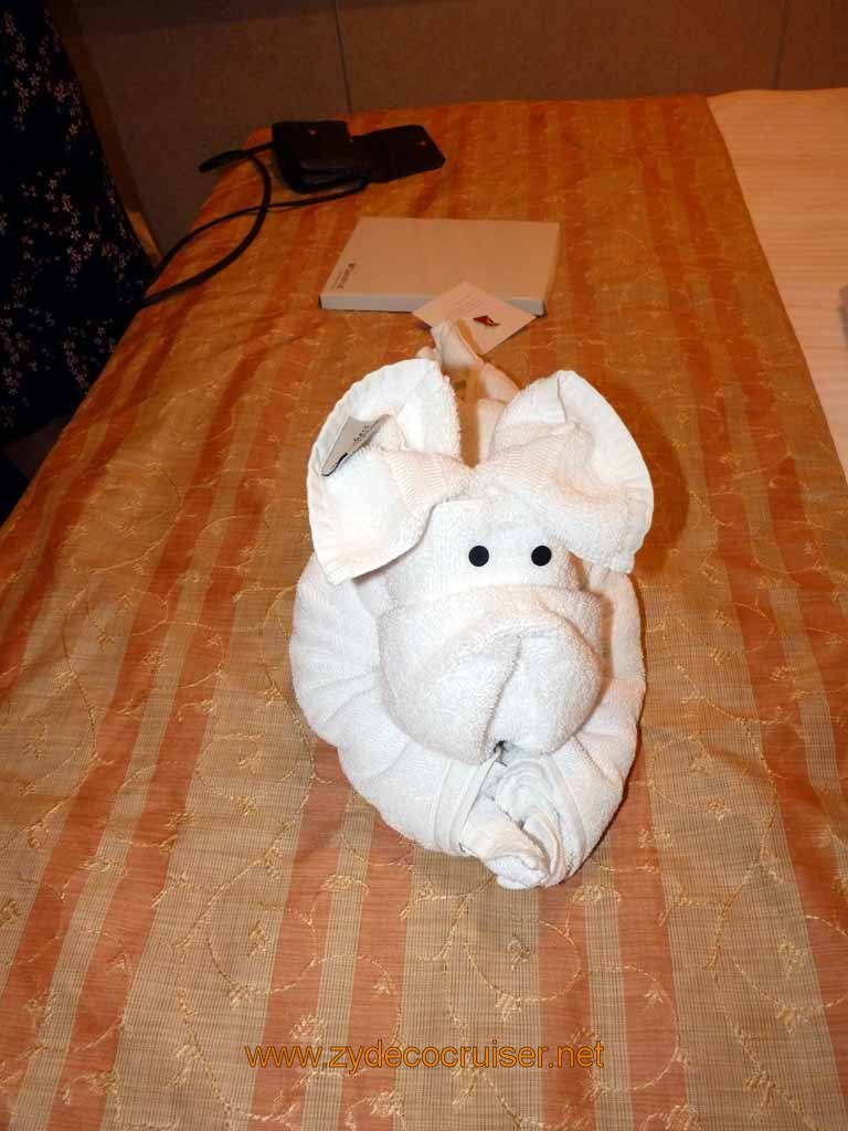 361: Carnival Sensation - Towel Animal