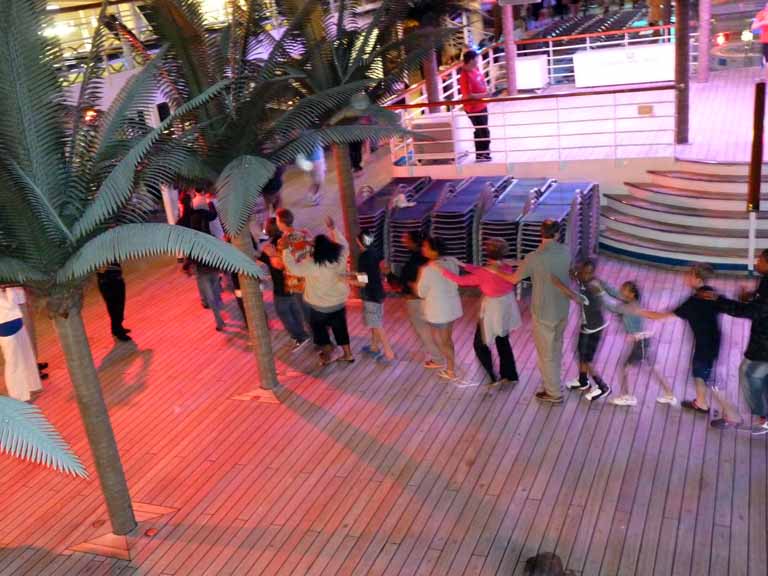 570: Carnival Sensation - Deck Party - Conga Line 