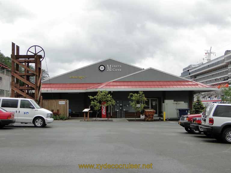 019: Carnival Spirit in Juneau, Alaska - Miners Cove