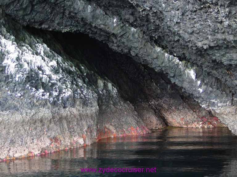 208: Sitka - Captain's Choice Wildlife Quest and Beach Exploration - cave