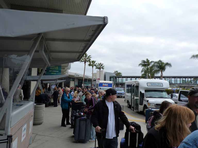 003: Carnival Spirit, San Diego/Ensenada - One of several lines for us today