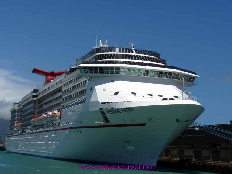 040: Carnival Spirit, Kahului, Maui, 