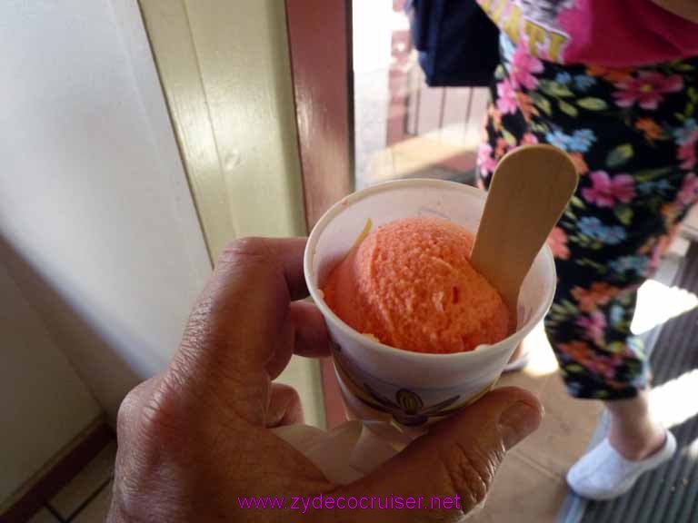 388: Carnival Spirit, Kahului, Maui, Tasaka Guri Guri, a choice of two flavors, but even Baskin and Robins had to start somewhere