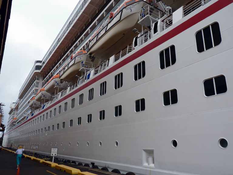 012: Carnival Spirit, Nawiliwili, Kauai, Hawaii, 