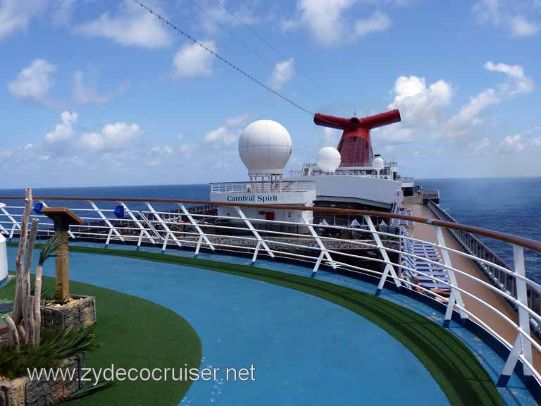 098: Carnival Spirit, Sea Day 1 - Jogging track