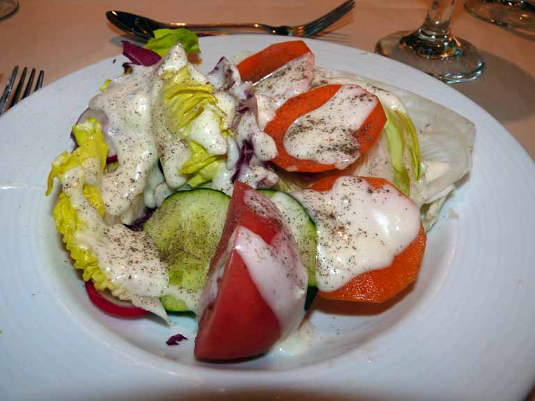 047: Carnival Spirit, Sea Day 2 - Medley of Garden and Field Greens with Blue Cheese