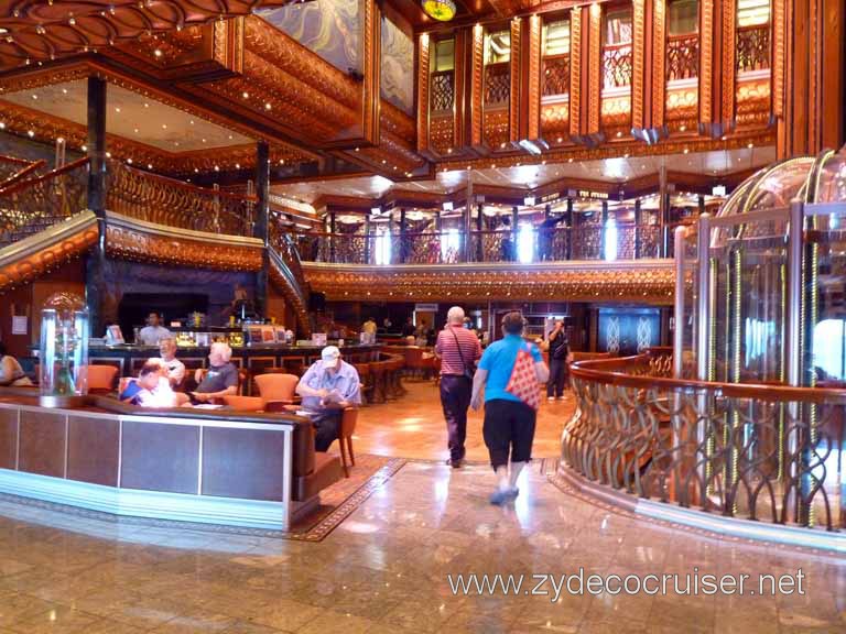 059: Carnival Spirit, Sea Day 3 - Spirit Lobby