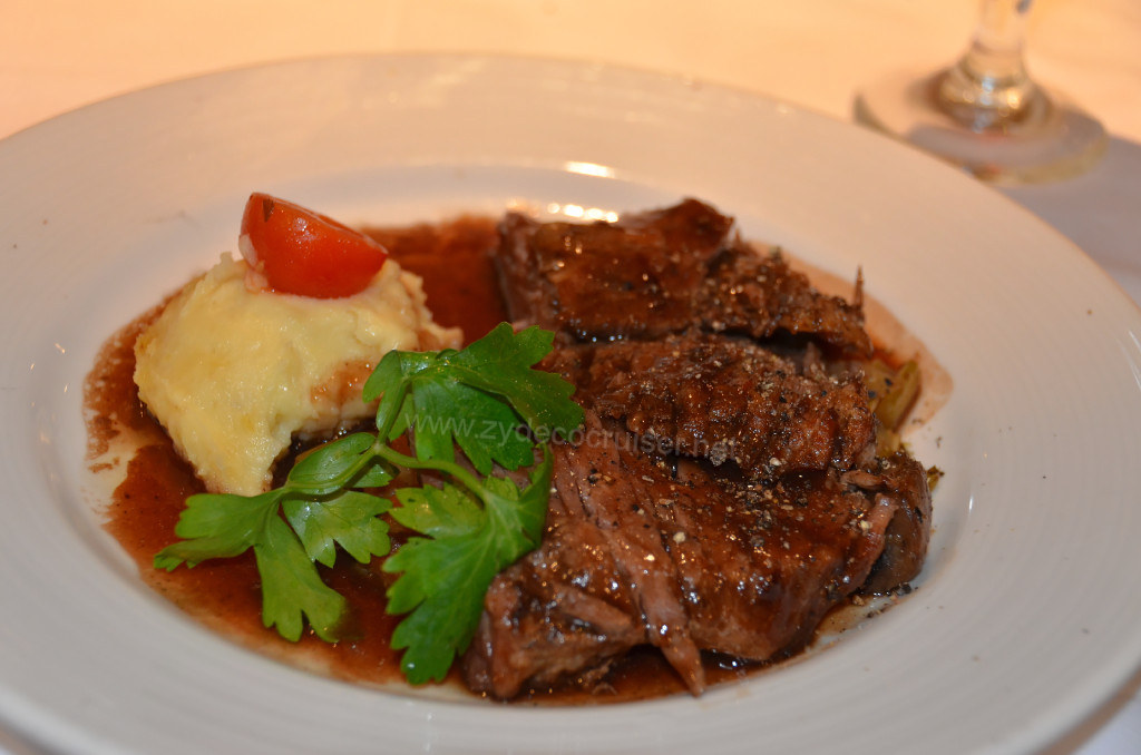 004: Carnival Sunshine, MDR Dinner, Tender Braised Beef Brisket in Gravy