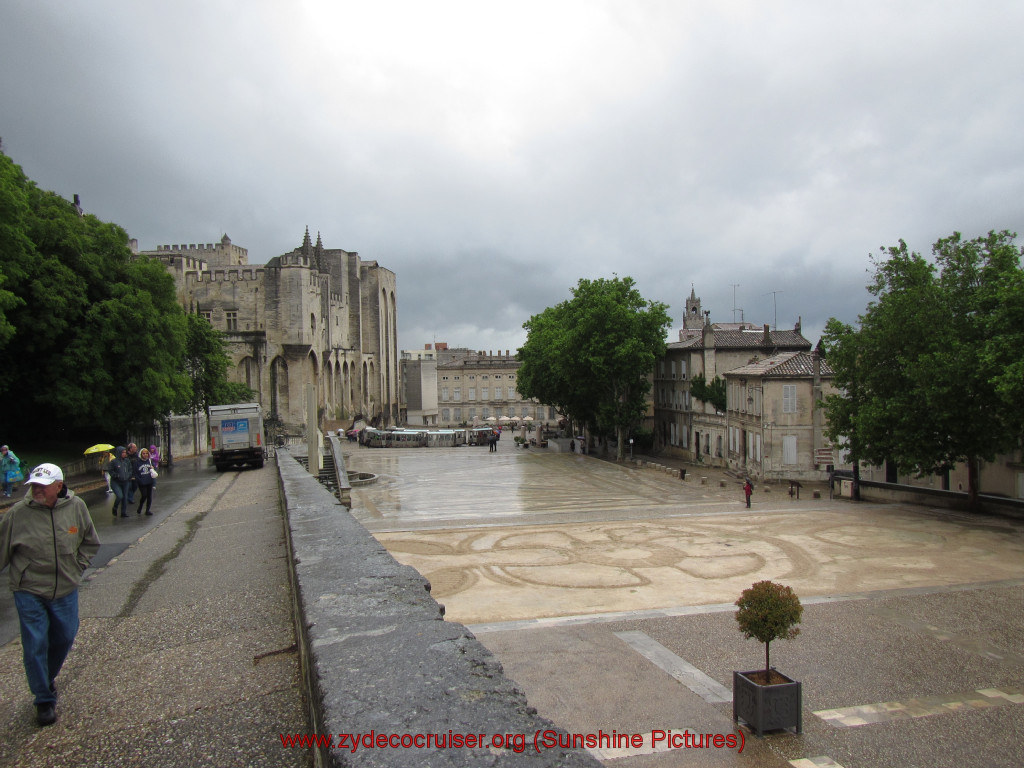 037: Carnival Sunshine Cruise, Marseilles, Châteauneuf Du Pape & Avignon Tour, 