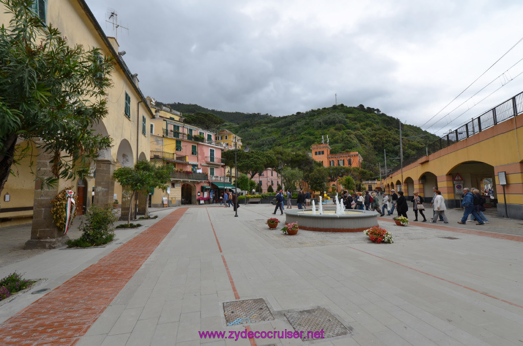 302: Carnival Sunshine Cruise, La Spezia, Cinque Terre Tour, Monterosso, 