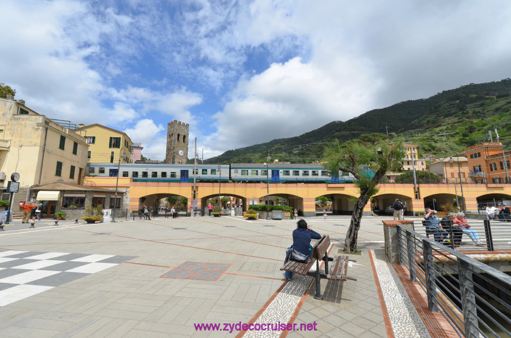 315: Carnival Sunshine Cruise, La Spezia, Cinque Terre Tour, Monterosso, 