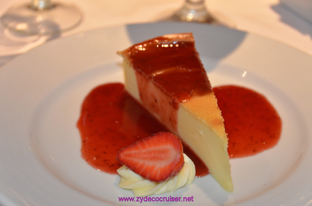 027: Carnival Sunshine, MDR Dinner, Strawberry Cheesecake, 