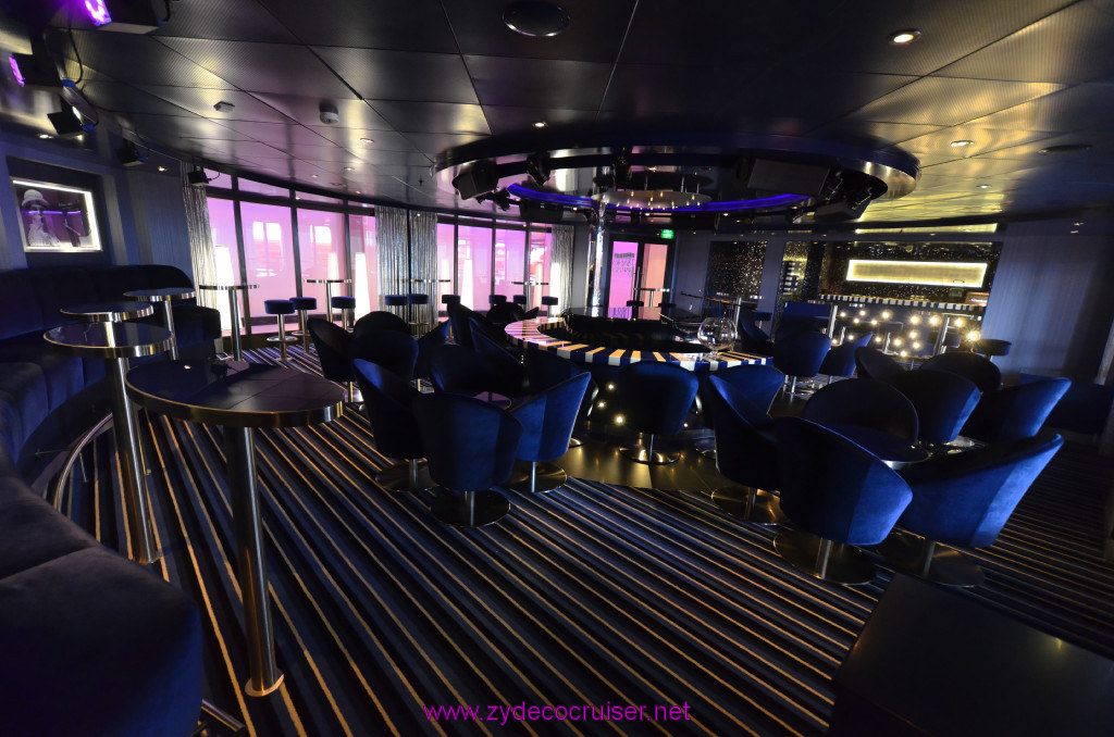 418: Carnival Sunshine Cruise, Naples, Piano Bar 88, 