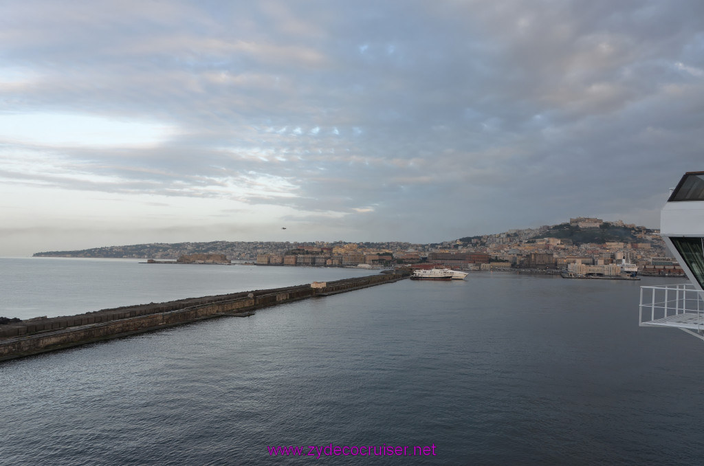 004: Carnival Sunshine Cruise, Naples, Arriving in Naples, 