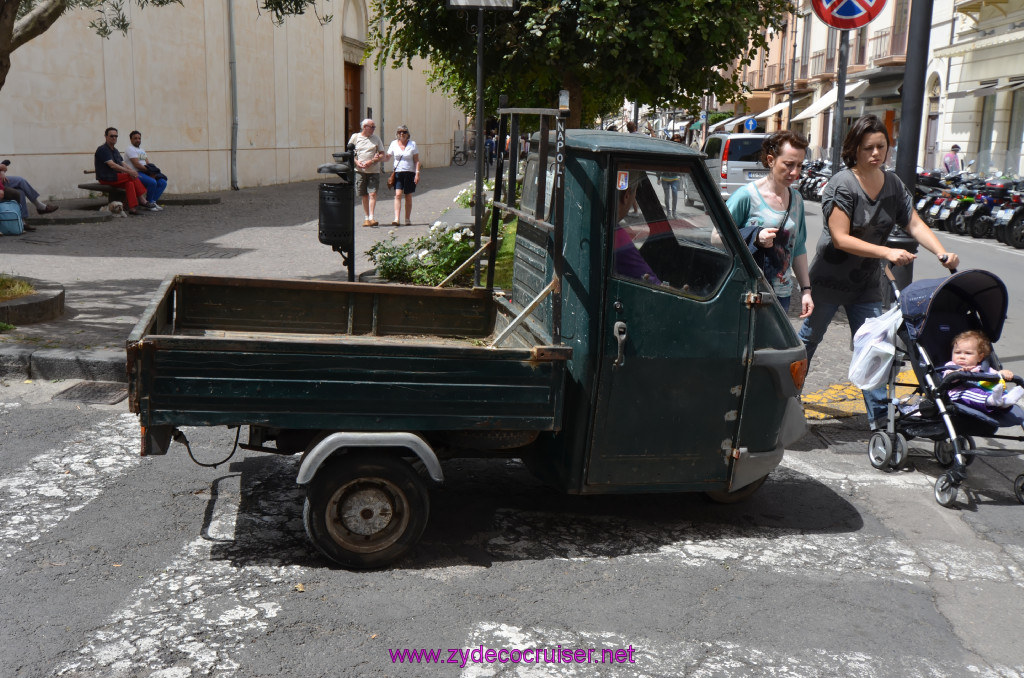 268: Carnival Sunshine Cruise, Naples, Leisurely Sorrento Tour, 