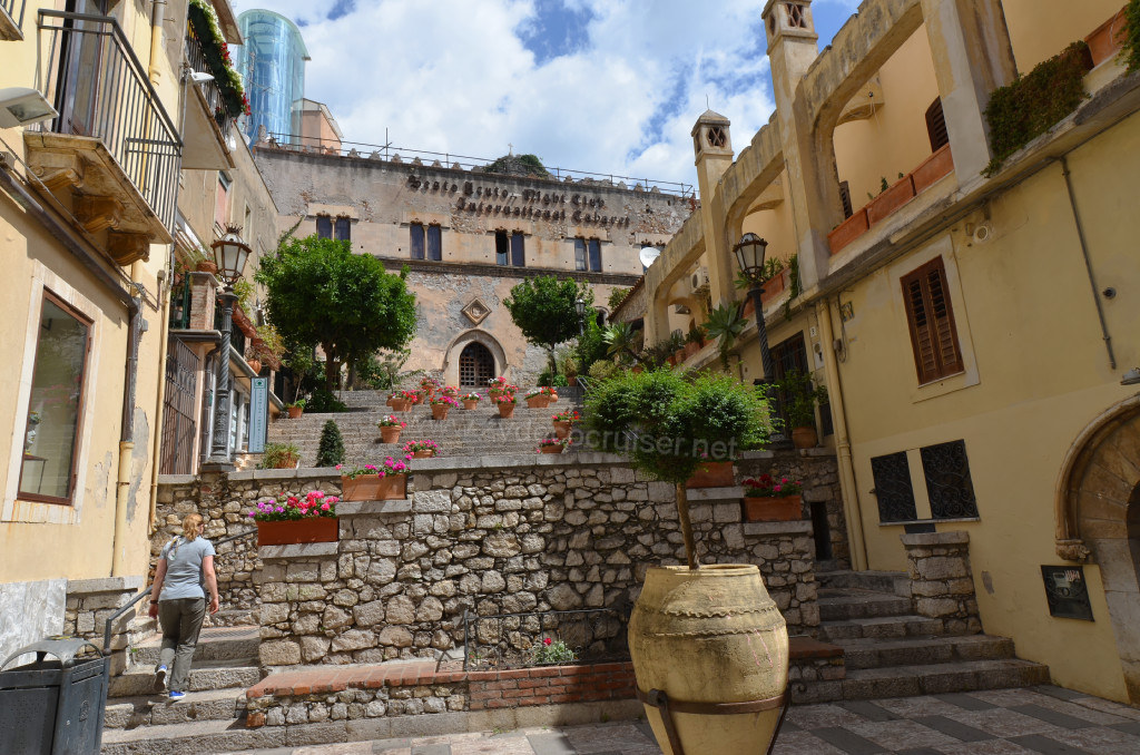 038: Carnival Sunshine Cruise, Messina, Taormina on Your Own tour, 