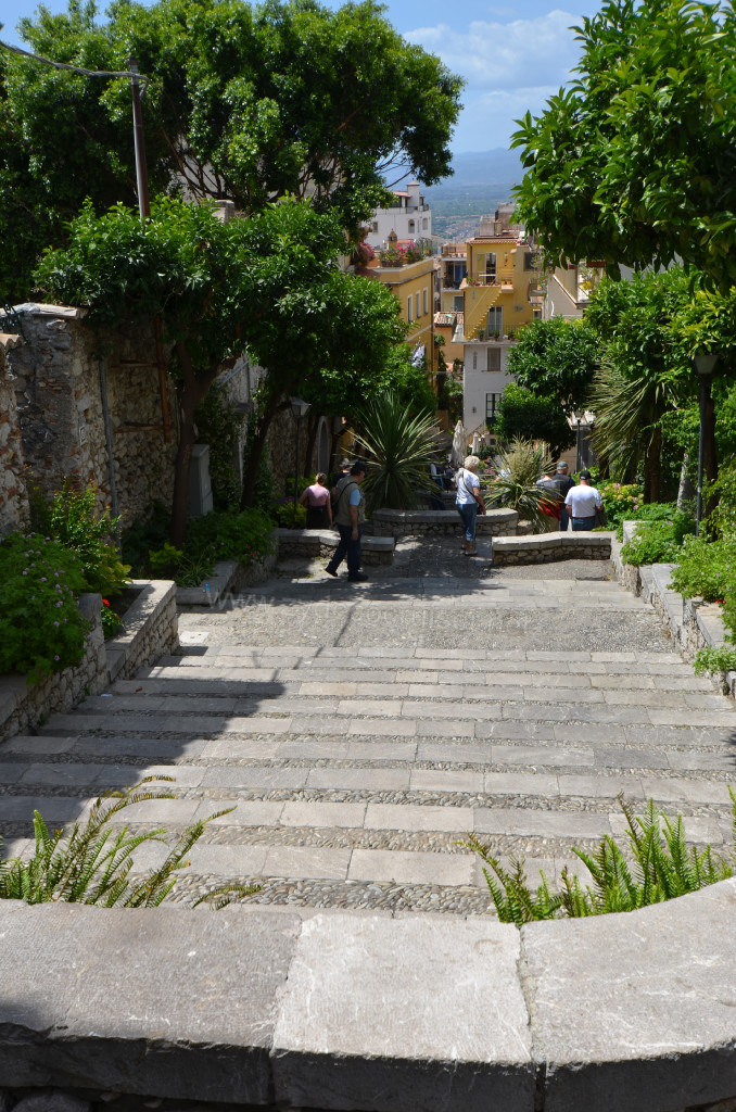 082: Carnival Sunshine Cruise, Messina, Taormina on your Own tour, 