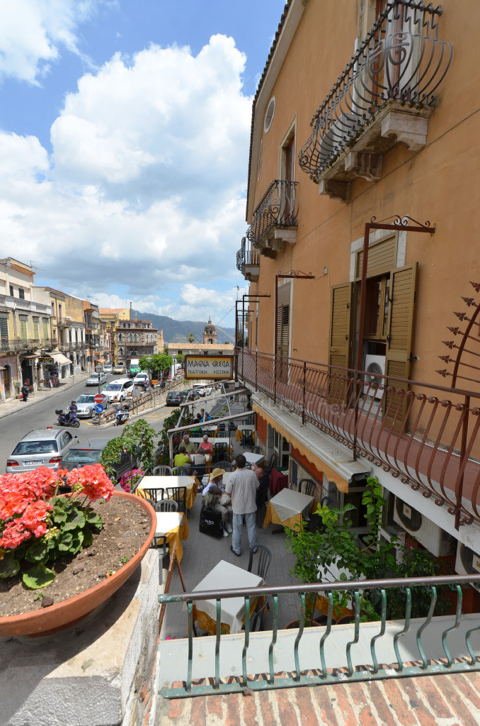 099: Carnival Sunshine Cruise, Messina, Taormina on your Own tour, 