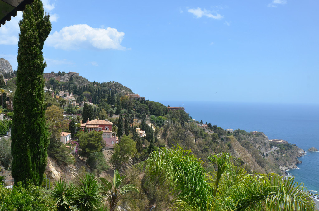 124: Carnival Sunshine Cruise, Messina, Taormina on your Own tour, Granduca Restaurant, 