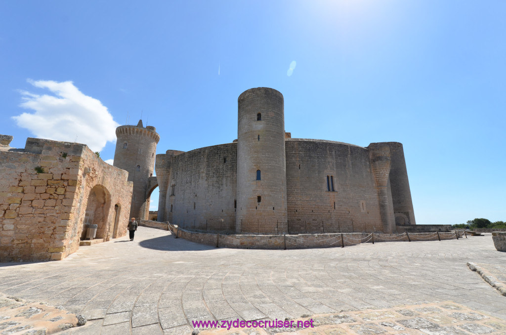 097: Carnival Sunshine Cruise, Mallorca, Bellver Castle, 