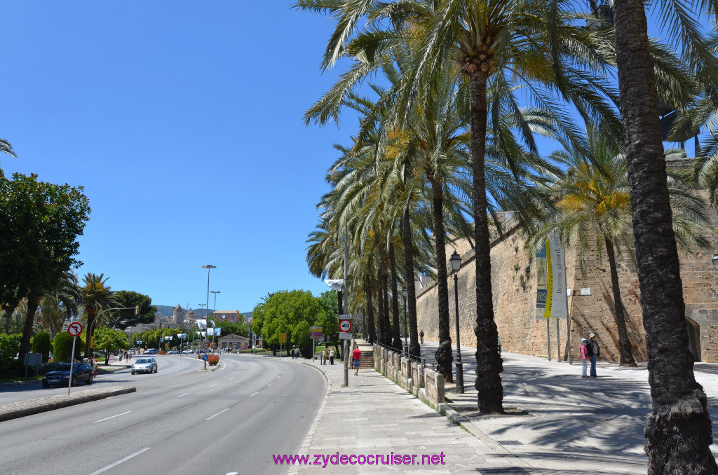 312: Carnival Sunshine Cruise, Mallorca, I guess it's a long ways to Hard Rock!