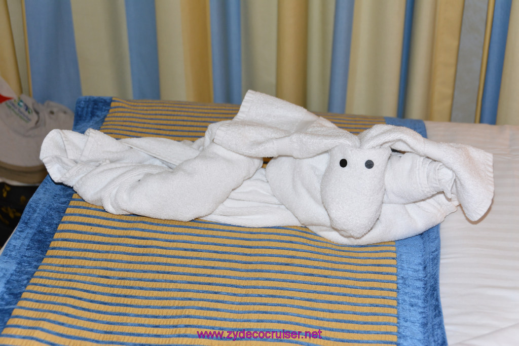 229: Carnival Sunshine Cruise, Towel Animal, 