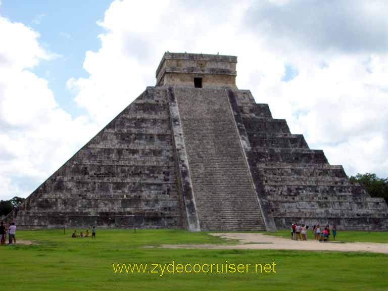 030: Carnival Triumph, Elizabeth Pictures, Chichen Itza