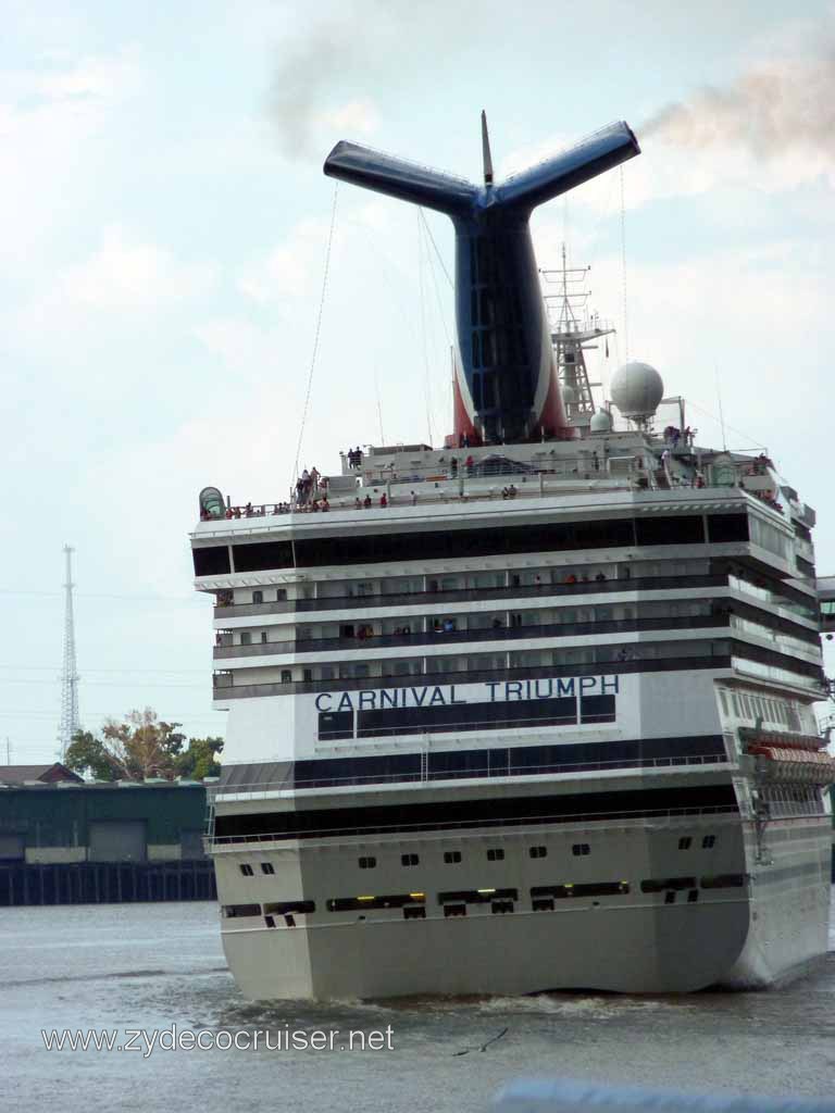 050: Carnival Triumph, New Orleans Sail Away, September 11, 2010, Algiers Point River Bend 