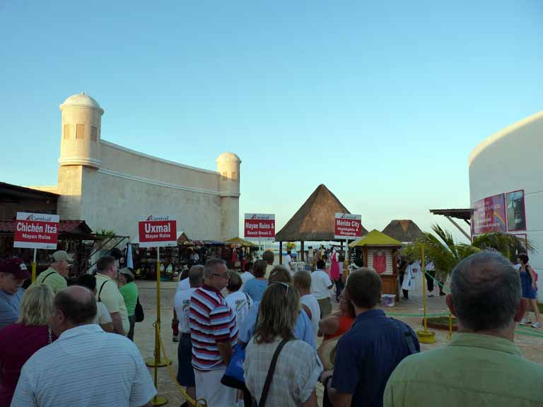 001: Carnival Triumph, Progreso, Chichen Itza, Lining up for a tour bus at the Progreso cruise terminal