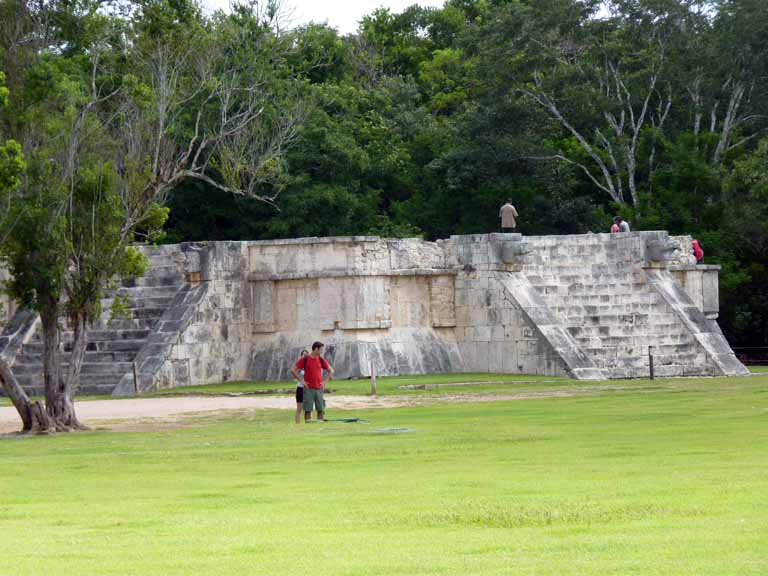 040: Carnival Triumph, Progreso, Chichen Itza, Tumba del Chac-mool - Tomb of the Cach-mool