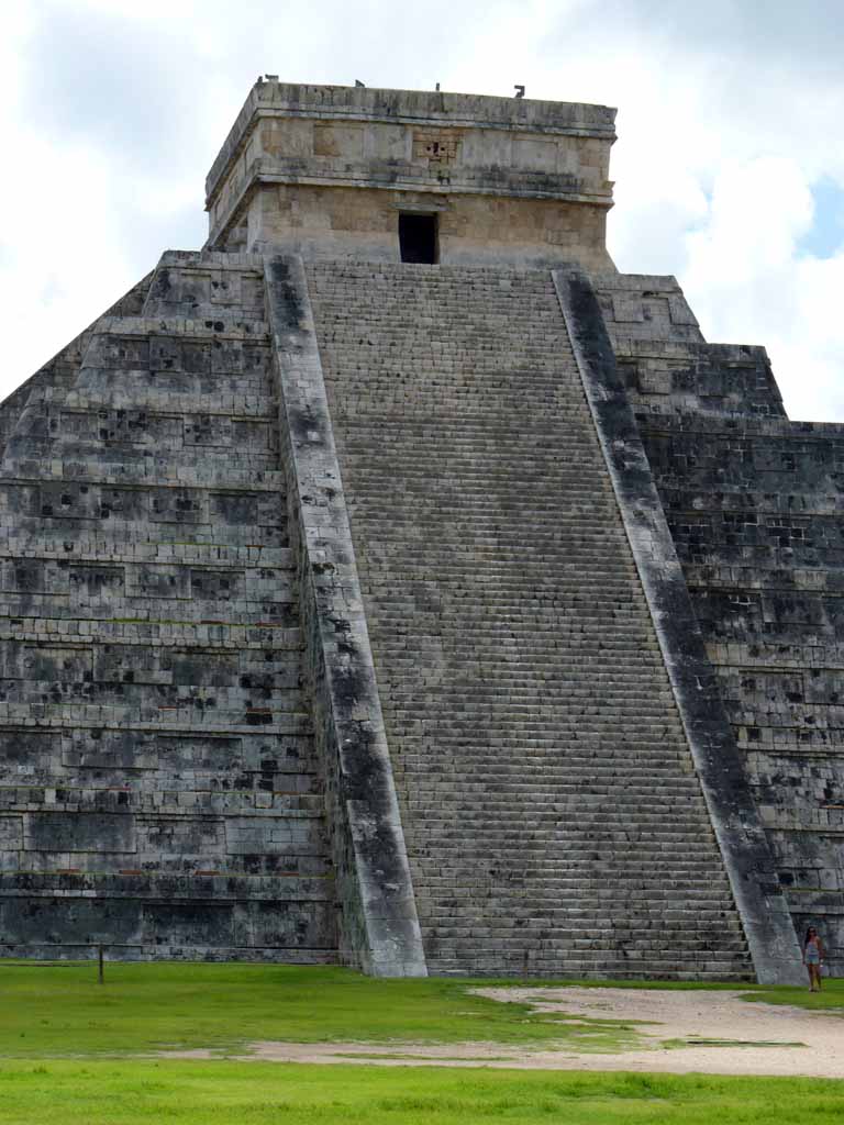 056: Carnival Triumph, Progreso, Chichen Itza, Castillo - Pyramid of Kukulkan